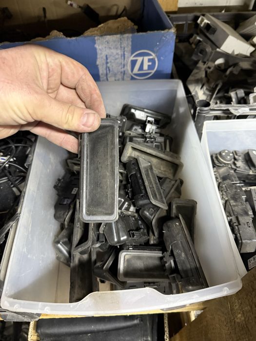 Maner deschidere haion portbagaj bmw e90 e91 e92 e60 e61 e70 e71