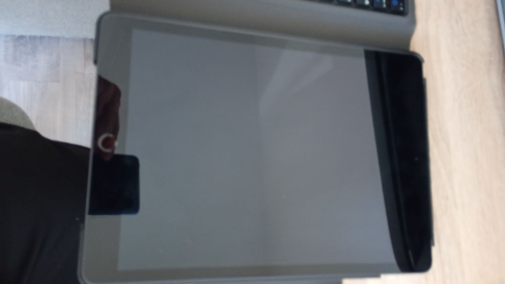 iPad generația 7