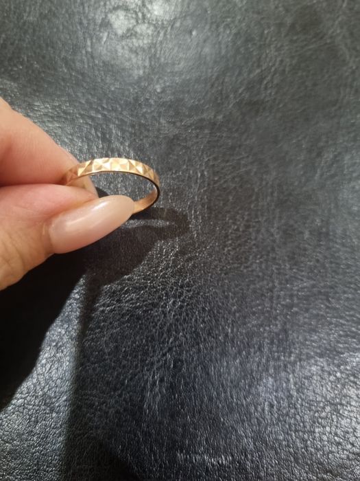 Золотые кольца "советской золото"  б/у