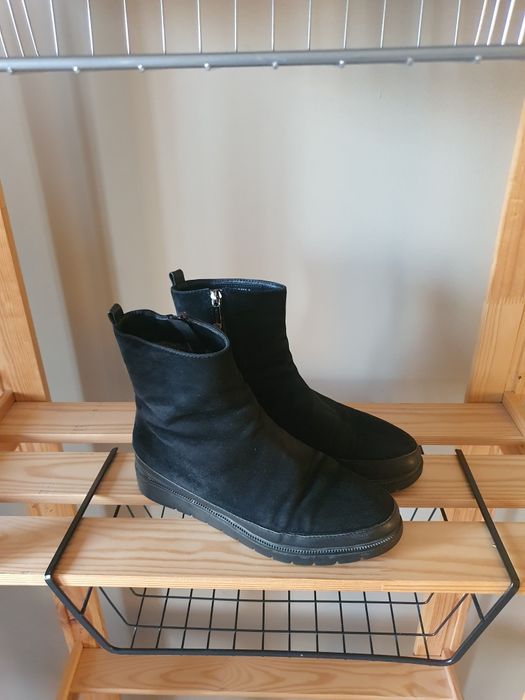 Reuchll,зима,замша,3000 тенге.