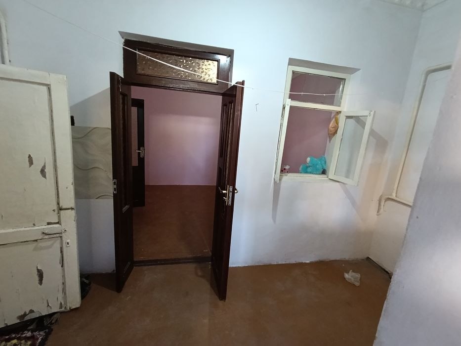 Каттакургон ш Алишер Навоий 191 уй срочно сотилади гараж описанияни ук