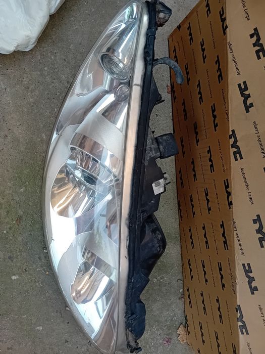 Set faruri cu lupe peugeot 308(2011-2016)