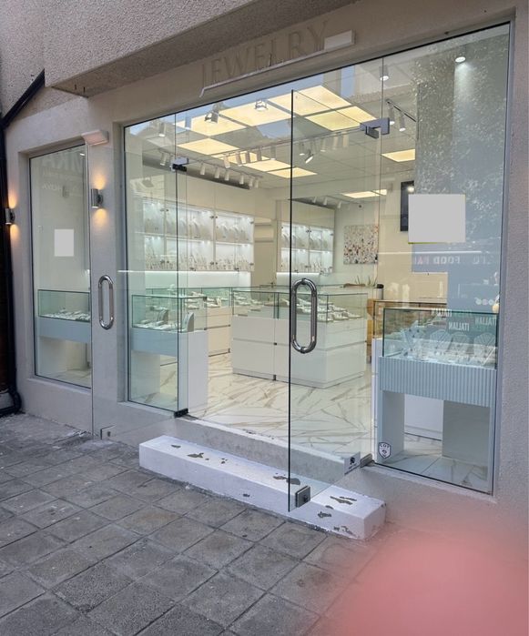Оборудване магазин за бижута