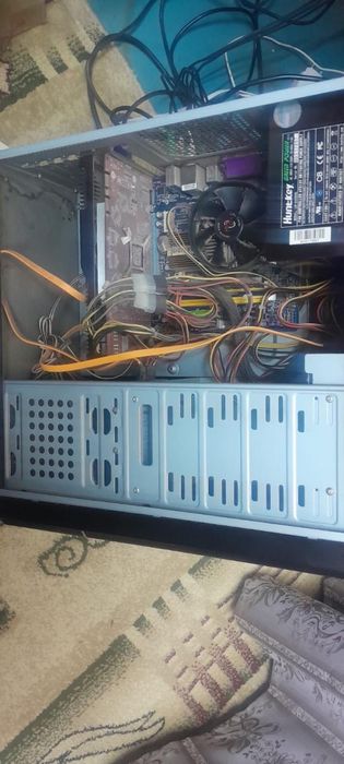 Продам комп старый за вкуснуб цену