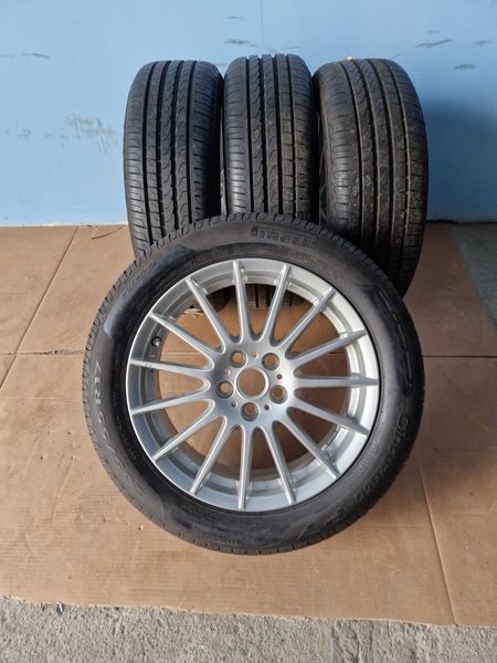 4 броя Гуми с джанти Jaguar 
Pirelli R17 205/55 DOT 1716