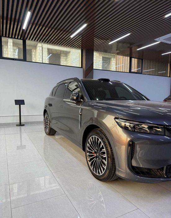 Voyah Free 2026 — 3