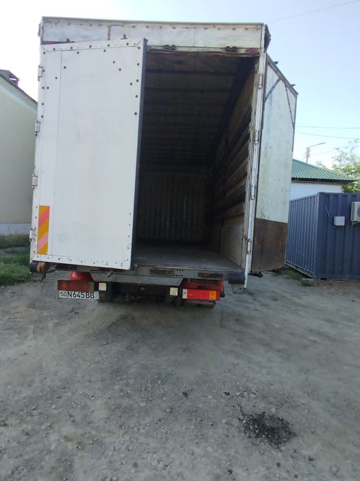 ДАФ СФНИ Кузифи сотилади .узунлиги 8 мт.енига 2.50 мт баландлиги 2.70м