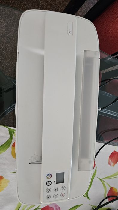 Принтер HP deskjet 3750