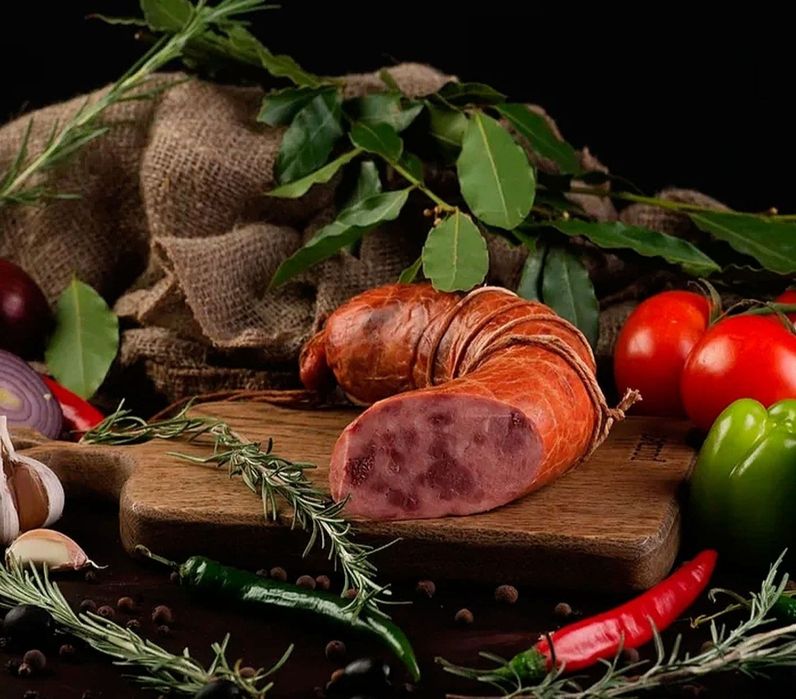 Колбаса полукопченная