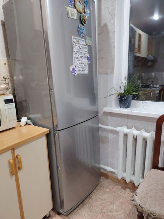 Холодильник.