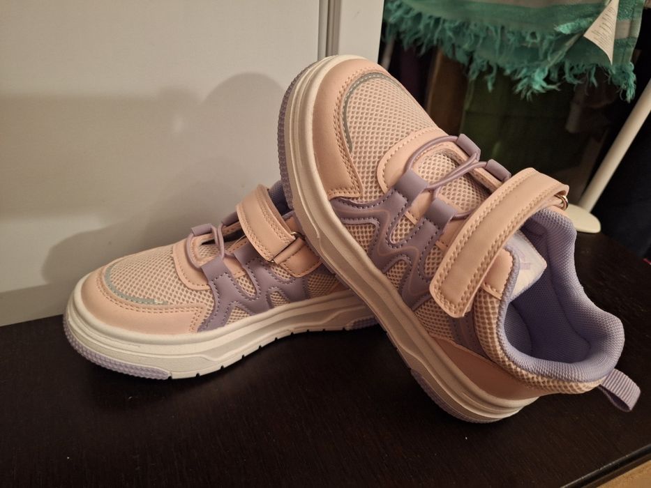 Маратонки за момиче