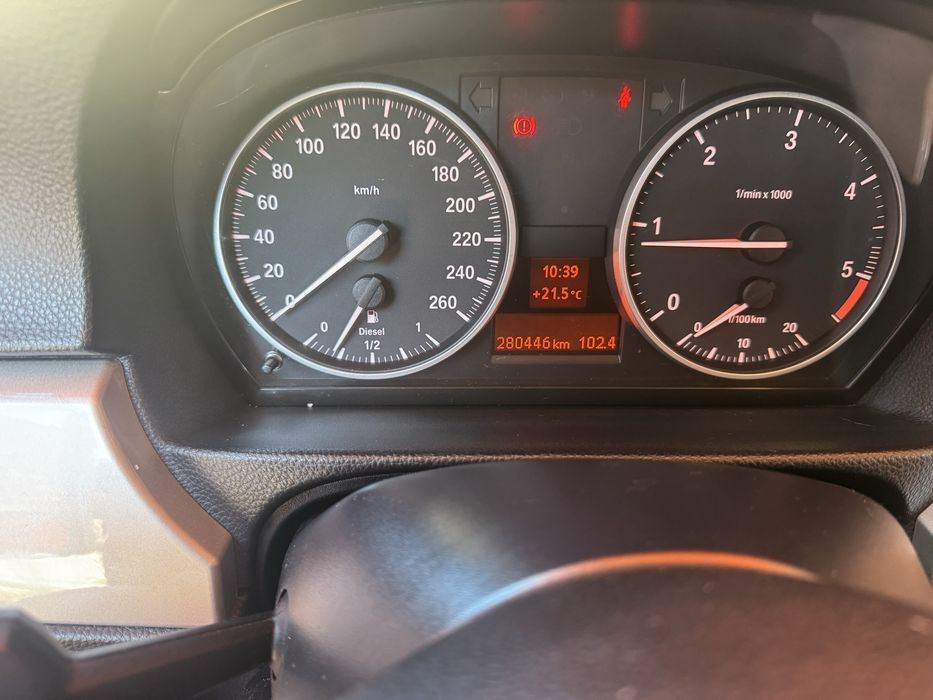 BMW Seria 3 2011 diesel, 5.800 € — imagine 1