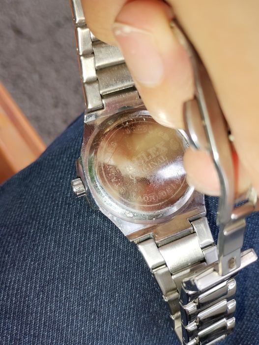 Продам часы Laulex оригинал хорошего  качества