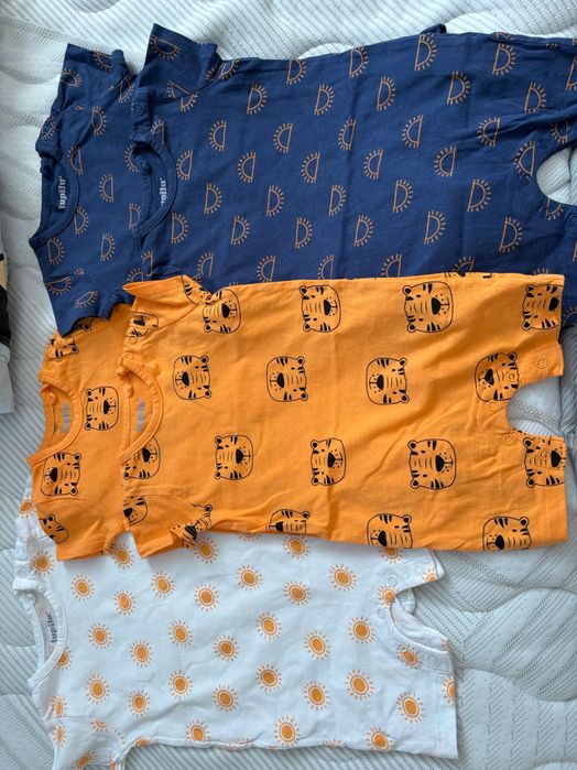 Чисто нови 5 бр. ромпъри 62-68 размер