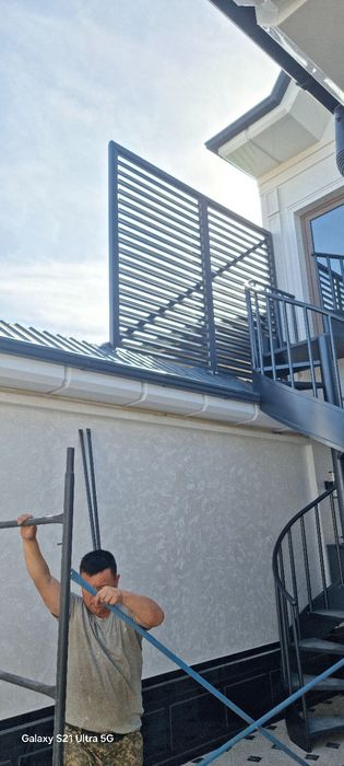 Жалюзи забор. Настенный Забор жалюзи