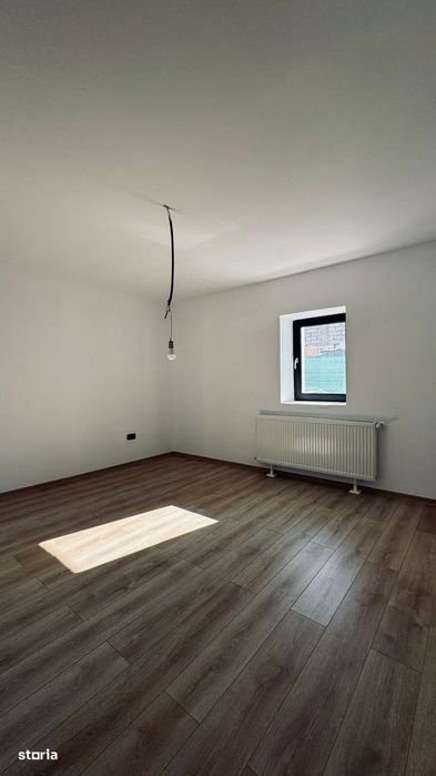AV686 Casa individuala pe parter, 3 camere, in Sanmihaiu Roman