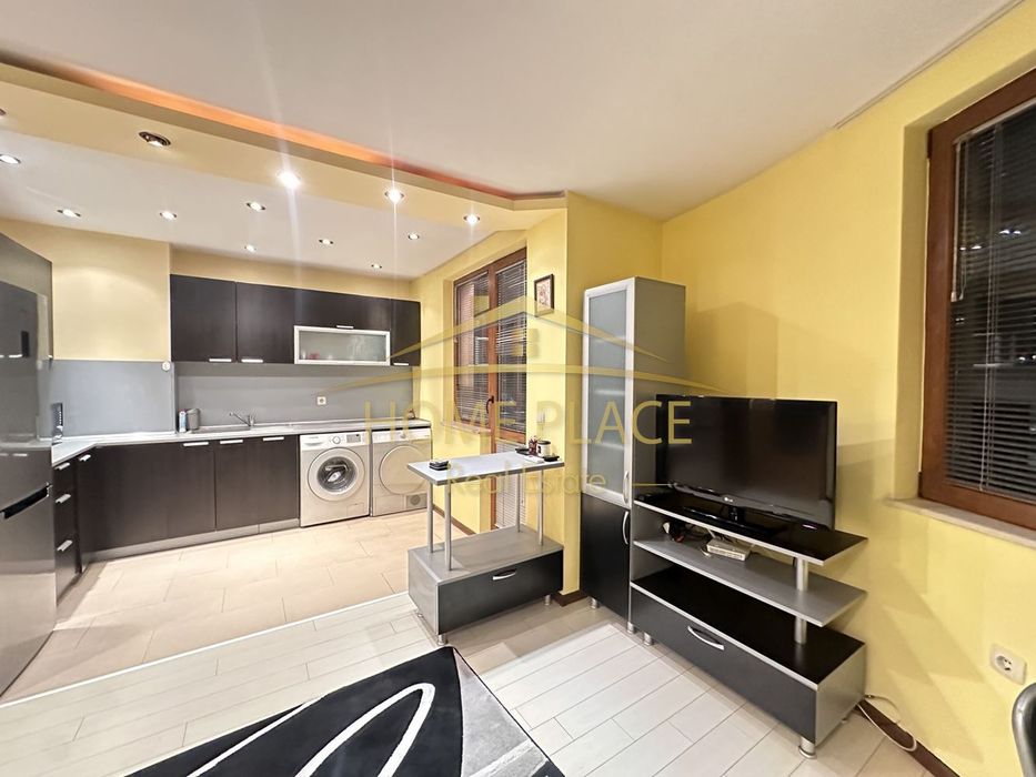 Дава се под наем Двустаен апартамент в Варна, Лятно кино Тракия - 55 кв.м за 408 € - Снимка #1