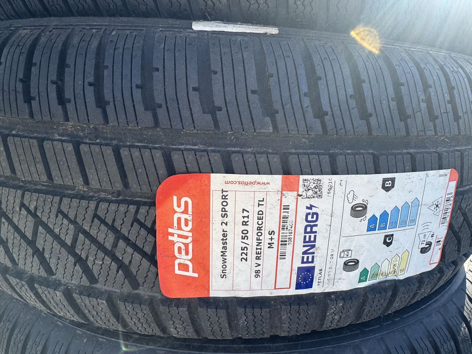 Anvelope de iarna 225/50R17 98V Petlas SnowMaster 2
