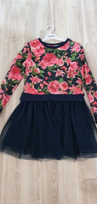 Продам платье на девочку