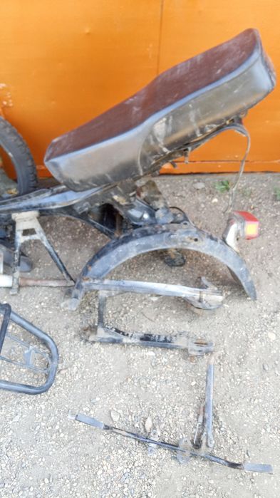 Продам запчасти на альфу
