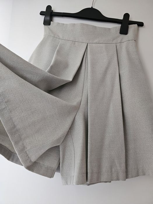 Pantaloni scurți  Bluzat