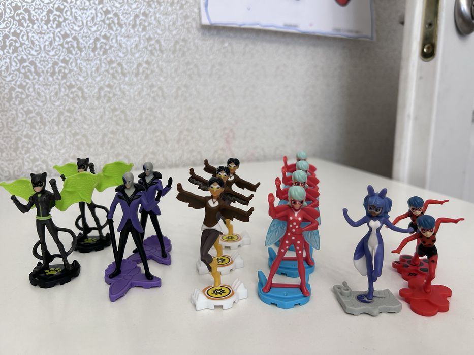 Киндер игрушки DC