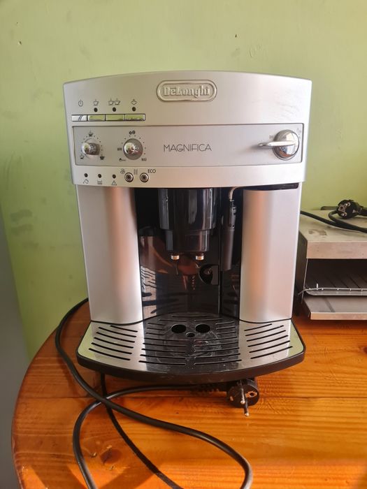 Кафе автомат Delonghi Magnifica 3200.s
НЕАКТИВНА ОБЯВА
Всички обяви До