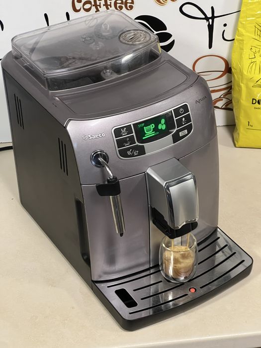 Кафемашина кафе автомат Saeco intelia с гаранция