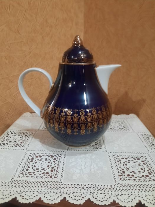 Красивый Кофейник "Стиль", винтаж,  фарфор, кобальт, позолота, Мануфак