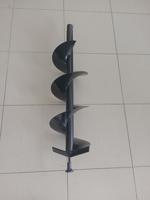 Продавам свредло за моторен свредел