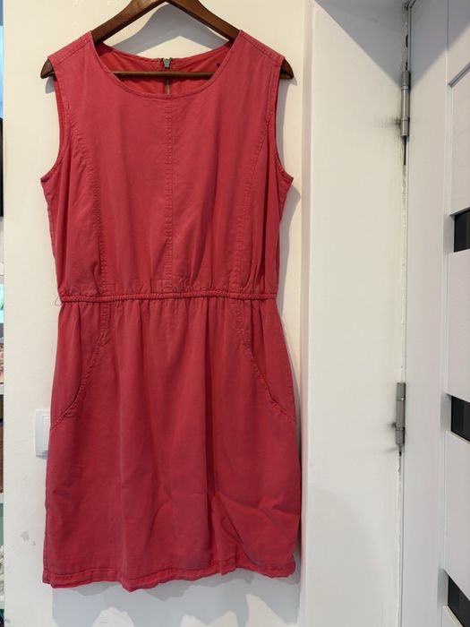 Официалти рокли С- М