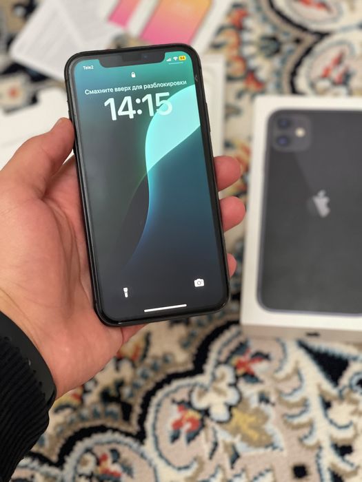 Продам iPhone 11
