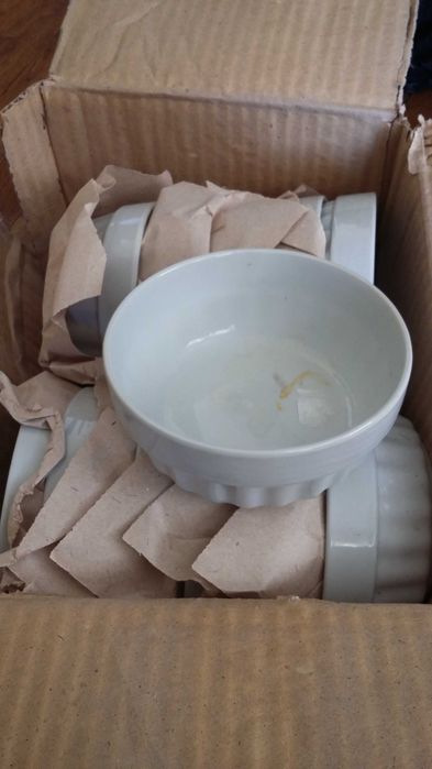 Нови порцеланови купички - 12 броя, 36лв.