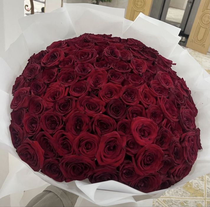 Срочно продам цветы 101 розу