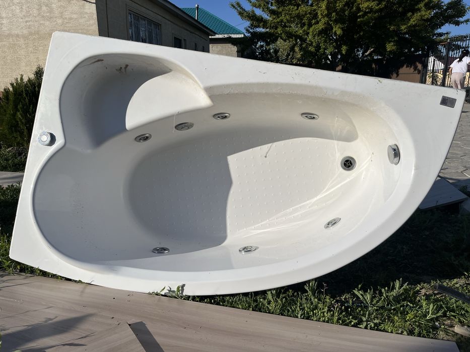 Ванна продаю 30000 тенге