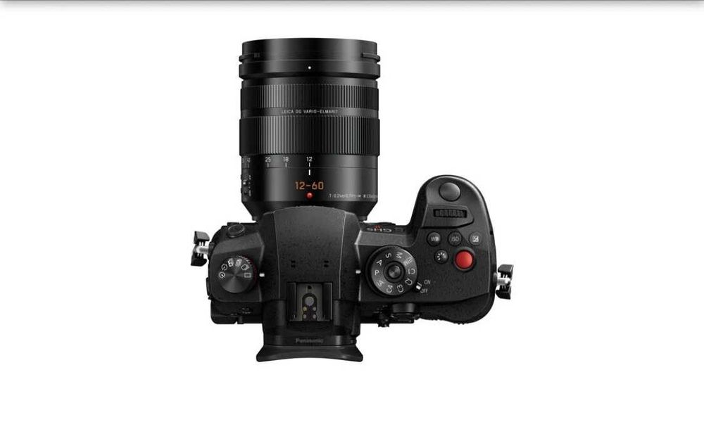 Panasonic Lumix GH5 II + обектив Panasonic 12-60mm f/2.8