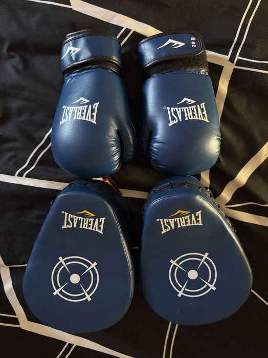 Продаю комплект для единоборств