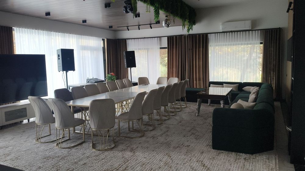 Chorbog'ni markazi  bochkada katta DACHA  LARA VILLA sotiladi