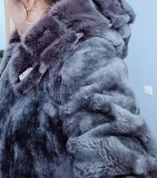 Продам шубу, очень теплая