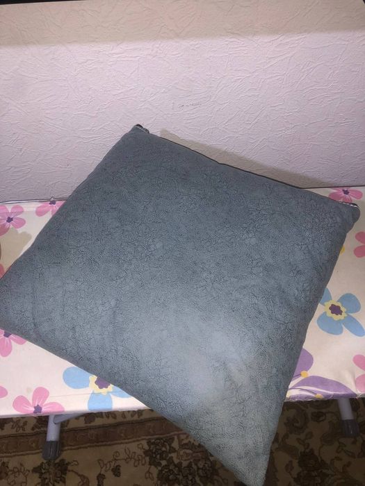 Срочно продаётся уголок диван