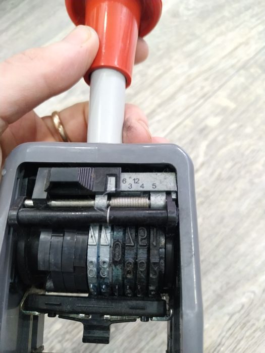 Нумератор trodat 5756 reiner b6