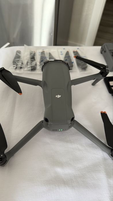 DJI Air 3S fly more combo + пульт RC-2