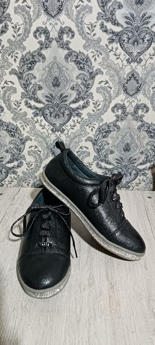 Мокасины со стразами 3000т