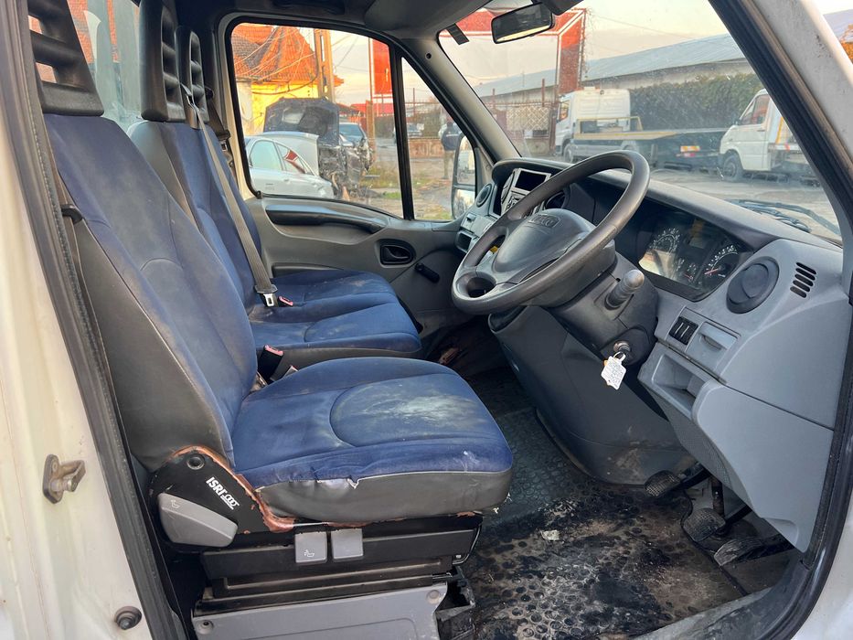 DEZMEMBREZ PIESE Iveco DAILY 4 2,3 HPI 35C10 35C12 35C14 CABINA SASIU BENA Obloane euro 4 2008