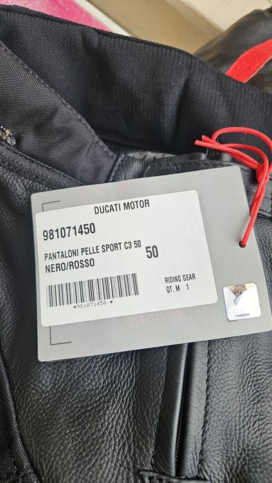Нов панталон Ducati Dainese 50