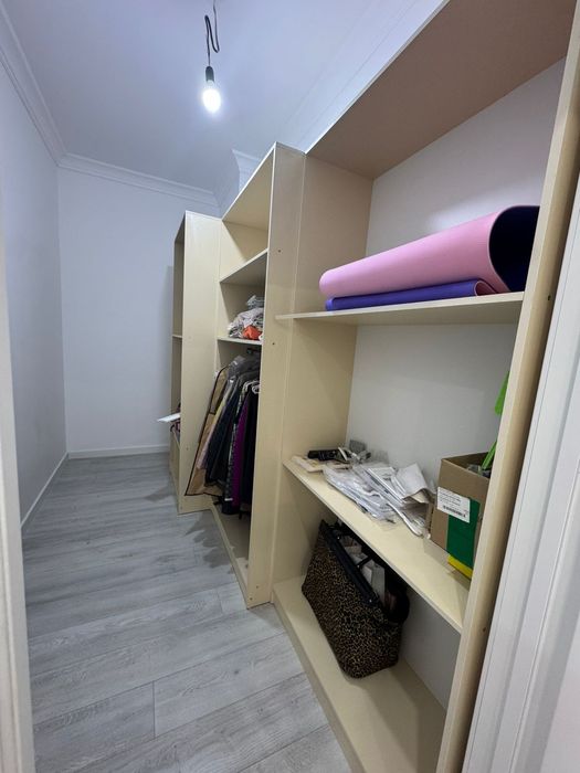 Шкаф гардероб таза