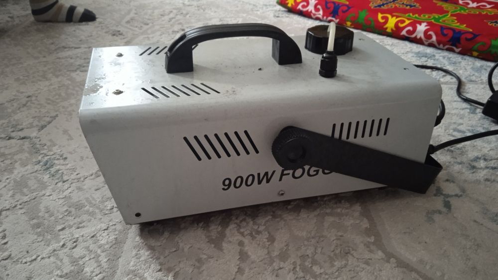 Генератор сухого дыма.