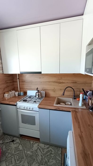 Продам двух комнатную квартиру