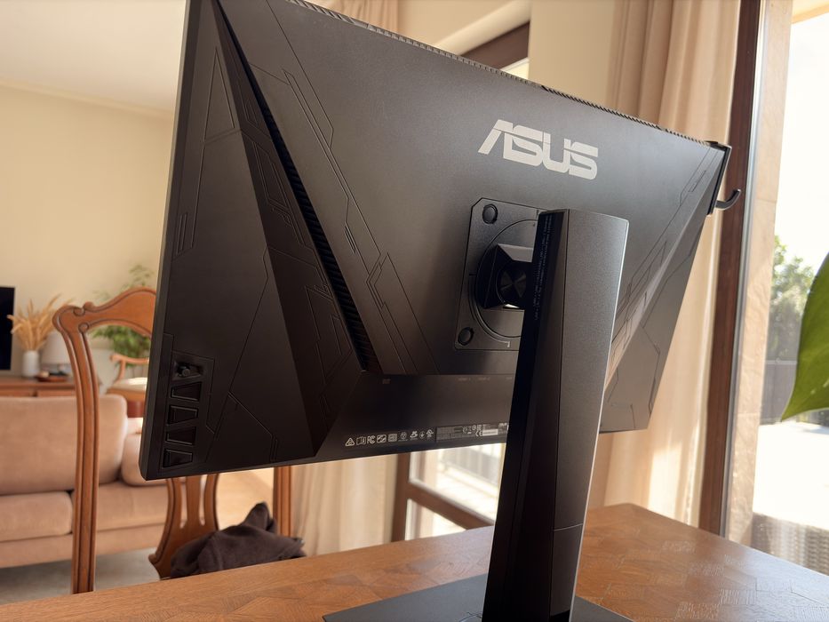 Гейминг монитор Asus VG255H