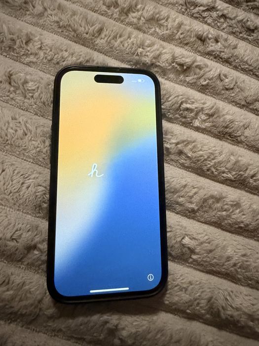 Vând iphone 15 stare foarte buna!!